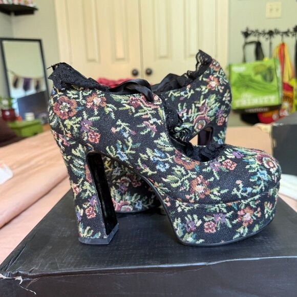 Dolls Kill Floral Heels - Picture 2 of 5